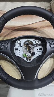 VOLANT BMW E90 E91 E92 E93 E87 E82 E84 sport - 3