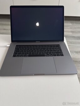 Apple MacBook Pro 15″– TOP stav - 3