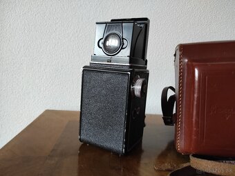 Starý fotoaparát Flexaret V next - 3