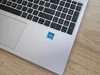 HP 250 G10 15.6 FHD N100 4GB/128GB,W11,obal,zaruka - 3