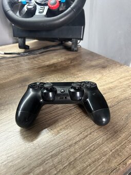 Ovládač ps4 - 3