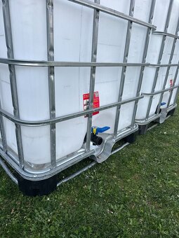 1000 litrové IBC kontajnery - 3