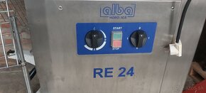 Robot R 24 nové generace. Provoz na 230 volt. - 3