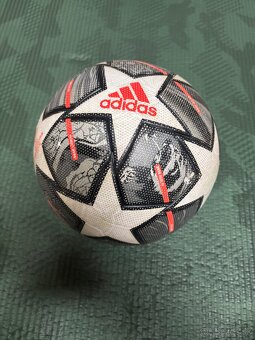 Lopta adidas - 3