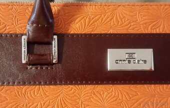 Predám koženú kabelku Annie Claire 60,-€ - 3