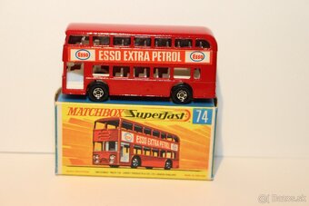 Matchbox SF Daimler bus - 3