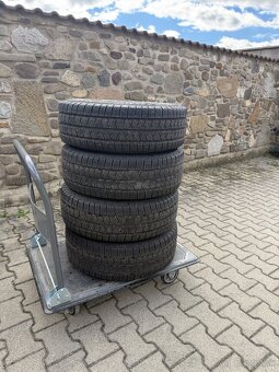 Predám zimné pneumatiky na Citroën Jumper 215/70 R15 C - 3