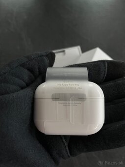 Apple AirPods Pro 2 - 3