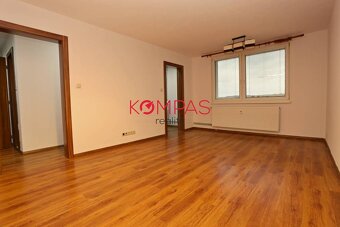 MODERNÝ, KOMPLETNE PREROBENÝ 3-IZB.BYT S LODŽIOU, OČOVÁ - 3