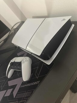 Playstation 5 Slim - 3