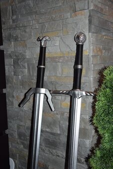 Repliky mecov Zaklinac Witcher - 3