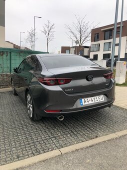 Mazda 3 Skyactiv X 132KW automat sedan - 3