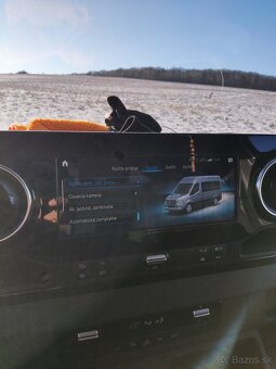 Predám Mercedes Sprinter 4x4, automat - 3