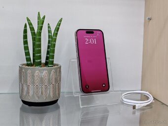 Apple iPhone 15 128GB Pink | ZÁRUKA 24M - 3