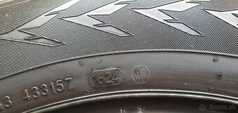 215/70 R16 - 3