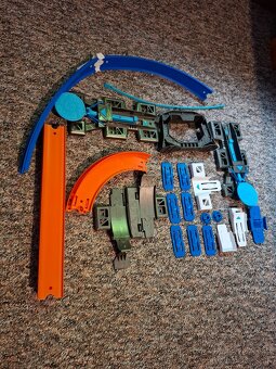 Hot Wheels - 3