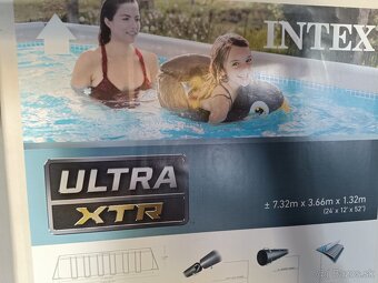 predám velky rozkladací bazen Intex - 3