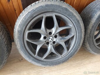 Predám kolesá 5x120 z bmw x5 R19 so zimnými pneu - 3
