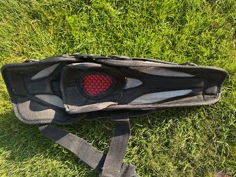 Fox Titan Pro kolenne chranice - 3