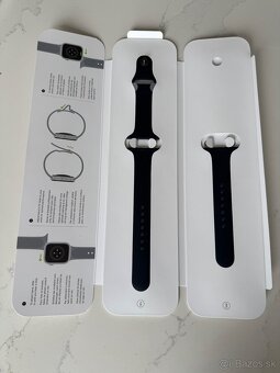 Apple Watch SE 2nd Gen 44mm - 3