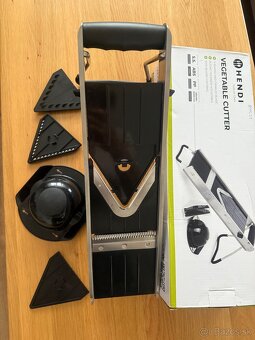 Ručný krájač na zeleninu HENDI - 3