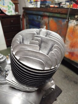 Prodám motor na kývačku Jawa 250/353 po generální opravě. - 3