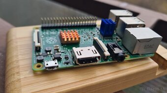 Predám Raspberry Pi 2 Model B + ochranný obal - 3