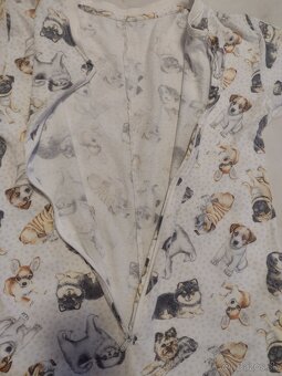 Pyžamo overal psík v.158/164 - 3