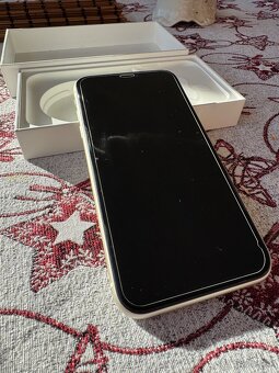 PREDÁM IPHONE 11 - 3