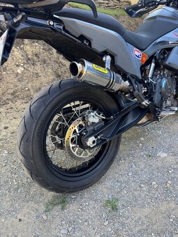 KTM 890 Adventure Black - 3