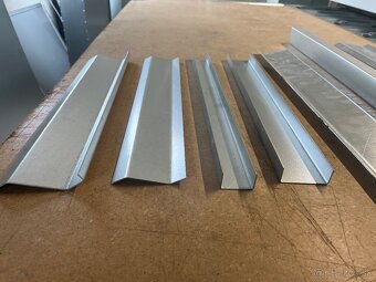 Predam plotove lamely - 3