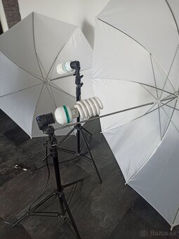 2 statívy  s dáždnikmi+ svetlá 135W - 3