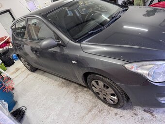 Predam Hyundai i30 1.6 CRDi - 3
