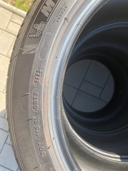 Letné pneu na Teslu 235/45 R18 - 3