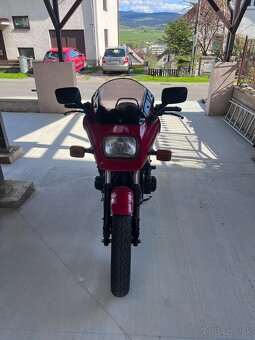 Kawasaki GPZ 750 - 3
