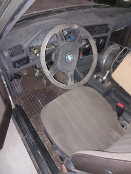 BMW 324 r.v.1988 diesel - na NÁHRADNÉ DIELY - 3