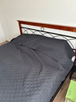 Manželská posteľ so stolíkom_Nesvady - 3