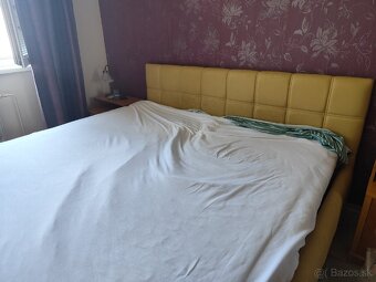 Výborná posteľ, treba prečaluvniť. Vrátane roštov. - 3