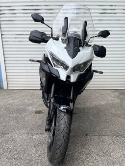 Kawasaki Versys 1100 S - 3