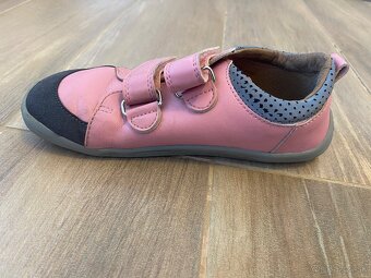 Predám kožené dievčenské barefoot tenisky Beda, veľ. 32 - 3