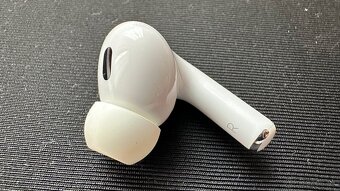 Apple AirPods Pro 2 sluchátko iba Práva strana - 3