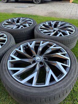 Elektrony Helix 19” - 3