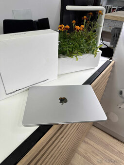MacBook Air 13″ M3 – 256 GB – Strieborný - AKO NOVY - 3