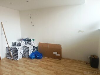 Prenajmeme priestory 230m2 , OC Ondava - 3