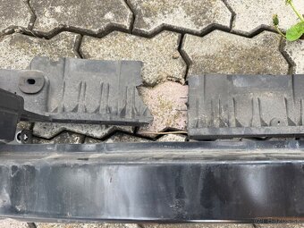 Predam prednu vystuhu chladicovu stenu fabia 2 - 3