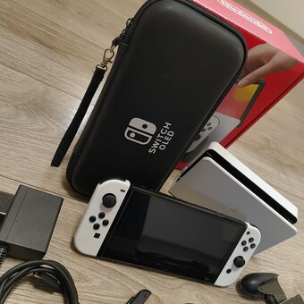 nintendo switch oled - 3