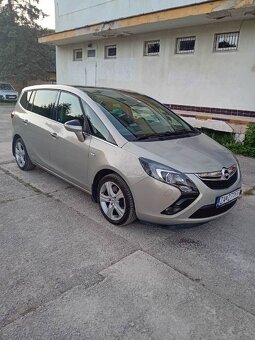 Predám opel Zafira Tourer 2,0 diesel 121kw automat r.v.2012 - 3