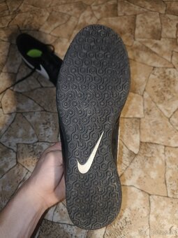 Predám halovky Nike - 3