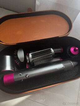Dyson Airwrap - 3