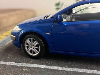1:18 RENAULT Megane CC - Solido - 3